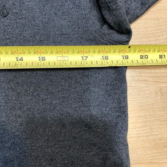 Volcom Grey Polo Golf Shirt. - Picture 4 of 5